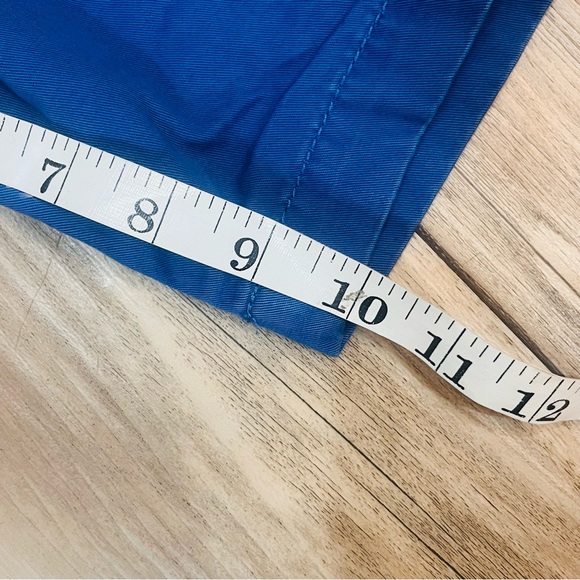 Men’s blue old navy shorts size 33 - Picture 4 of 5